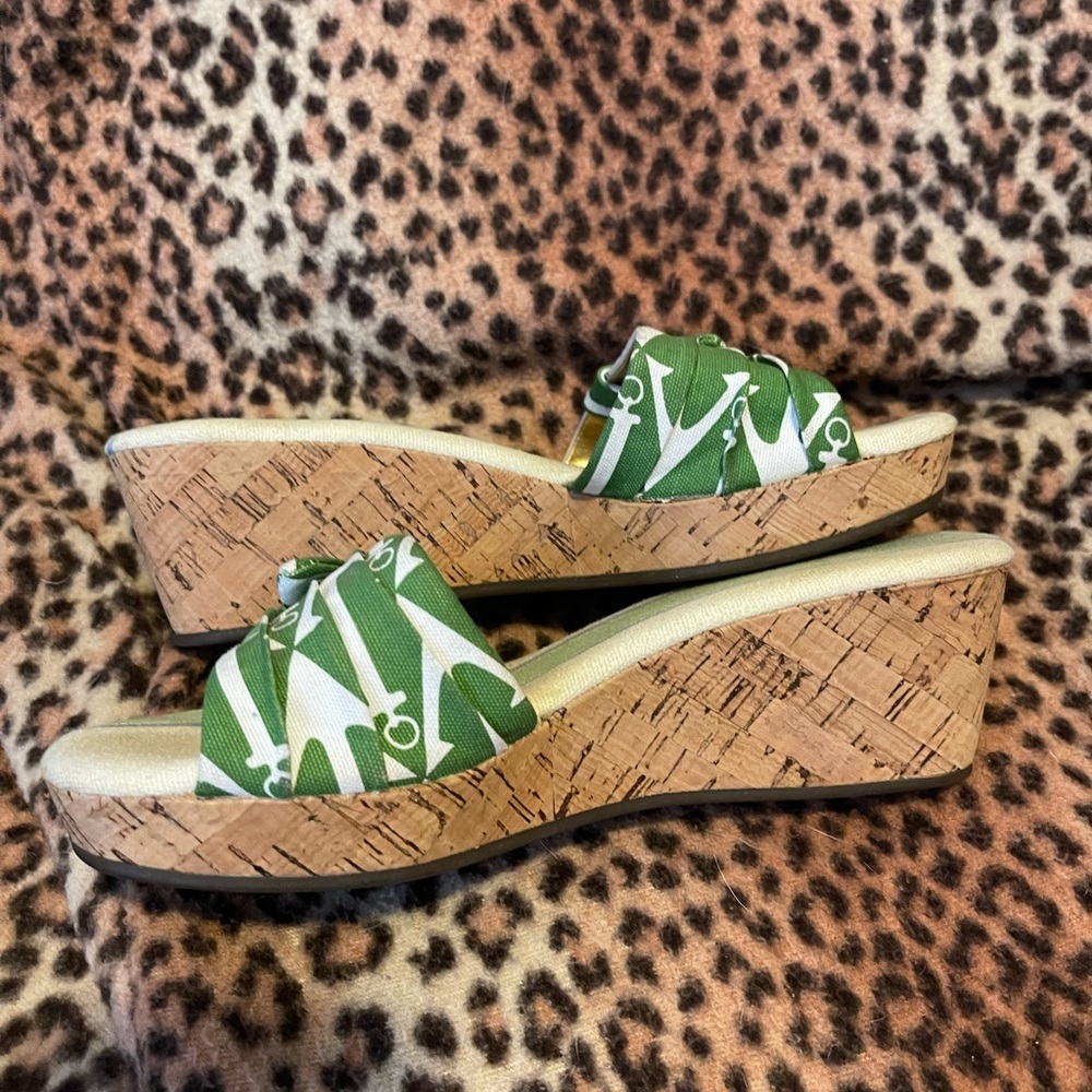 Sperry Topsider Women’s size 7 1/2 Green & White Floral Slip On Wedges